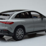 Mercedes EQE SUV X294 AMG Line Alpine Gri NZG 1:18 - image 3 of 8
