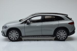 Mercedes EQE SUV X294 AMG Line Alpine Gri NZG 1:18 B66960837 Metal - imaginea 4 din 8