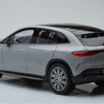 Mercedes EQE SUV X294 AMG Line Alpine Gri NZG 1:18 - image 7 of 8