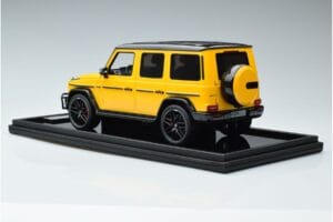 Mercedes AMG G63 W463 Galben MotorHelix 1:18 MH018-Y Rășină - imaginea 5 din 7