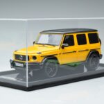 Mercedes AMG G63 W463 Galben MotorHelix 1:18 MH018 Y Rășină - image 6 of 7