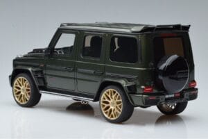 Mercedes G63 Brabus 700 Widestar W463 Verde GT Spirit 1:18 GT274 Rășină - imaginea 5 din 6
