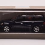 Mercedes GL X164 Tanzanite Albastru Minichamps 1:43 - image 4 of 4