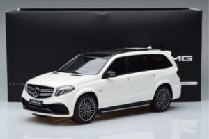 Mercedes AMG GLS63 X166 Alb GT Spirit 1:18 B66965709 Rășină - imaginea 6 din 6