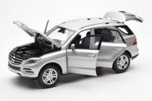 Mercedes M-Class W166 Iridium Argintiu Metalizat Minichamps 1:18 B66960064 Metal - imaginea 2 din 8