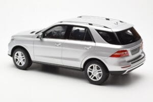 Mercedes M-Class W166 Iridium Argintiu Metalizat Minichamps 1:18 B66960064 Metal - imaginea 7 din 8