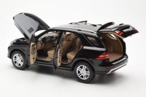 Mercedes M-Class W166 Obsidian Negru Metalizat Minichamps 1:18 B66960063 Metal - imaginea 5 din 8