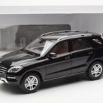 Mercedes M-Class W166 Obsidian Negru Metalizat Minichamps 1:18 B66960063 - image 8 of 8