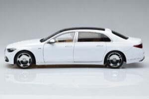 Mercedes Maybach S600 W222 V12 Biturbo Diamond Alb Almost Real 1:18 820116 Metal - imaginea 4 din 11