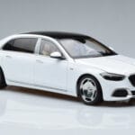 Mercedes Maybach S600 W222 V12 Biturbo Diamond Alb Almost Real 1:18 - image 6 of 11