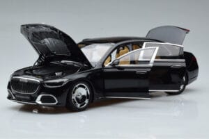Mercedes Maybach S600 W222 V12 Biturbo Obsidian Negru Almost Real 1:18 820115 Metal - imaginea 2 din 11