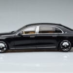 Mercedes Maybach S600 W222 V12 Biturbo Obsidian Negru Almost Real 1:18 - image 5 of 11