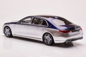 Mercedes Maybach S680 W223 Nautical Albastru Cirrus Argintiu Almost Real 1:18 820125 Metal - imaginea 7 din 8