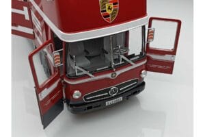 Mercedes O317 Porsche Transporter Roșu CMR 1:18 CMR149 Metal - imaginea 6 din 12