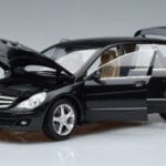Mercedes R-Class W251 Obsidian Negru Minichamps 1:18 B66962325 Metal - image 2 of 7