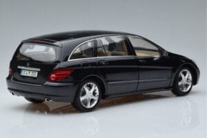 Mercedes R-Class W251 Obsidian Negru Minichamps 1:18 B66962325 Metal - imaginea 3 din 7