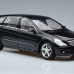 Mercedes R-Class W251 Obsidian Negru Minichamps 1:18 B66962325 Metal - image 5 of 7