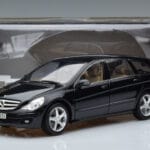 Mercedes R-Class W251 Obsidian Negru Minichamps 1:18 B66962325 Metal - image 7 of 7