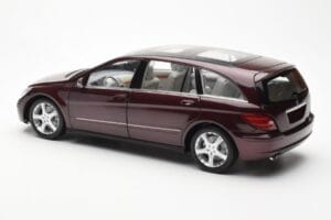 Mercedes R-Class W251 Roșu Metalic Minichamps 1:18 150034602 Metal - imaginea 7 din 8