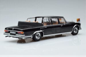 Mercedes 600 Pullman W100 Landaulet Queen Elizabeth II KK-Scale 1:18 KKDC181185 Metal - imaginea 2 din 6