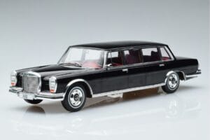 Mercedes 600 LWB Pullman W100 Negru MCG 1:18 MCG18187 Metal