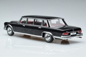 Mercedes 600 LWB Pullman W100 Negru MCG 1:18 MCG18187 Metal - imaginea 5 din 6