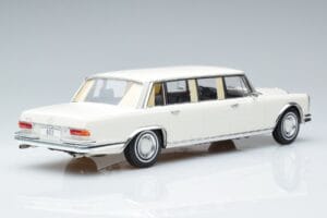Mercedes S-Class 600 W100 LWB Pullman Alb MCG 1:18 MCG18188 Metal - imaginea 2 din 6
