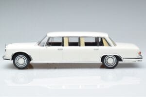 Mercedes S-Class 600 W100 LWB Pullman Alb MCG 1:18 MCG18188 Metal - imaginea 3 din 6