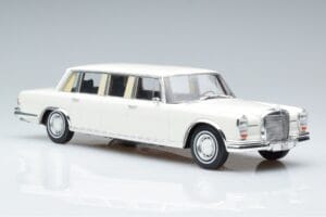 Mercedes S-Class 600 W100 LWB Pullman Alb MCG 1:18 MCG18188 Metal - imaginea 4 din 6