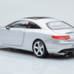 Mercedes S-Class W222 Iridium Argintiu Norev 1:18 - image 7 of 8