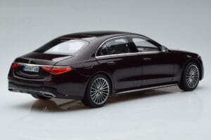 Mercedes S-Class W223 AMG Line Roșu Norev 1:18 183804 Metal - imaginea 3 din 8