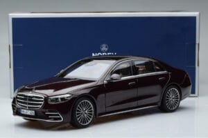 Mercedes S-Class W223 AMG Line Roșu Norev 1:18 183804 Metal - imaginea 8 din 8