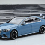 Mercedes S-Class W223 Vintage Albastru Norev 1:18 - image 7 of 7