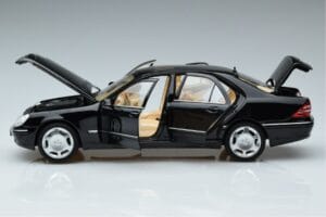 Mercedes S-Class W220 S600 Ediție Limitată Norev 1:18 183811 Metal - imaginea 4 din 8