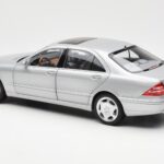 Mercedes S600 W220 Argintiu Metalic Norev 1:18 - image 7 of 8