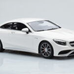 Mercedes AMG S63 C217 Coupe Alb GT Spirit 1:18 - image 4 of 6