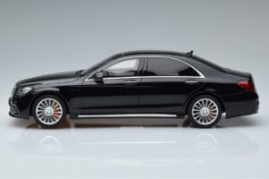Mercedes AMG S65 W222 Negru GT Spirit 1:18 GT228 Rășină - imaginea 3 din 6