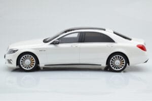 Mercedes AMG S65 W222 Alb GT Spirit 1:18 B66960371 Rășină - imaginea 3 din 8