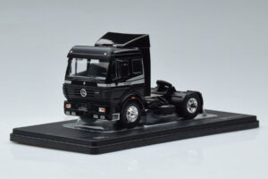 Mercedes SK2 1850 Negru IXO 1:43