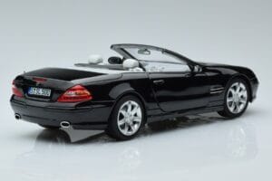 Mercedes SL500 R230 Negru Norev 1:18 183840 Metal - imaginea 3 din 8