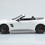 Mercedes AMG SL63 R231 Alb GT Spirit 1:18 - image 3 of 6