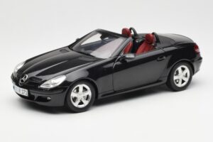 Mercedes SLK R171 Obsidian Negru Metalic Minichamps 1:18 B66962319