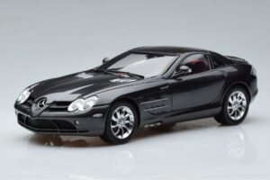 Mercedes SLR McLaren Negru CMC 1:18