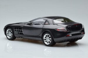 Mercedes SLR McLaren Negru CMC 1:18 M-045F Metal - imaginea 7 din 10