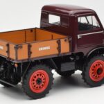 Mercedes Unimog 401 With Westfalia Cabin Schuco 1:18 450014300 - image 3 of 8