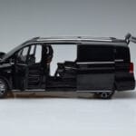 Mercedes V-Class W447 V260L Negru Mercedes 1:18 QALCN89911150 Metal - image 5 of 8