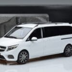 Mercedes V-Class W447 V260L Alb Mercedes 1:18 QALCN89911149 Metal - image 8 of 8