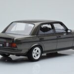 Mercedes W123 AMG 280 Gri Otto 1:18 - image 2 of 6