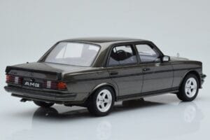 Mercedes W123 AMG 280 Gri Otto 1:18 OT750 Rășină - imaginea 2 din 6