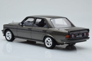 Mercedes W123 AMG 280 Gri Otto 1:18 OT750 Rășină - imaginea 5 din 6